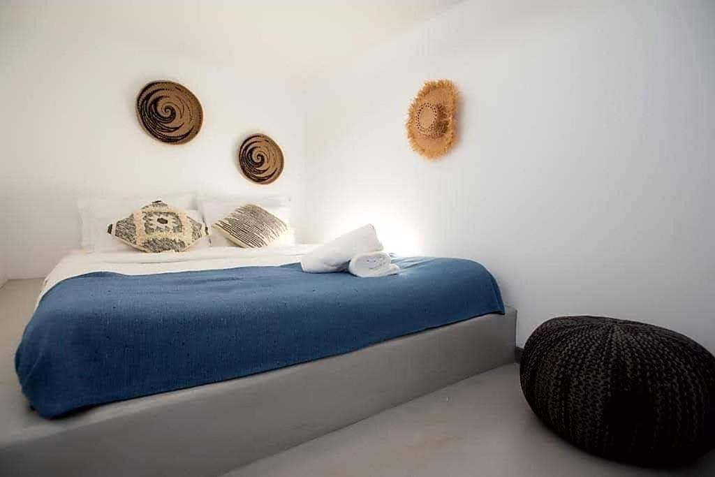 Jonaz Suites Mykonos Town Екстериор снимка