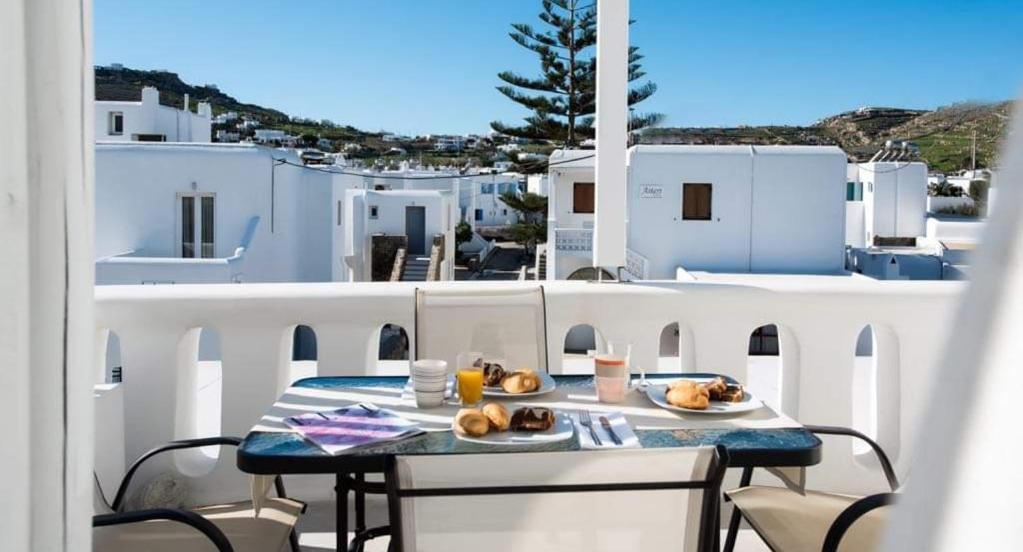 Jonaz Suites Mykonos Town Екстериор снимка