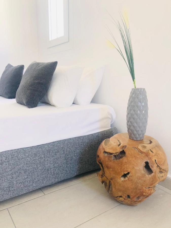 Jonaz Suites Mykonos Town Екстериор снимка