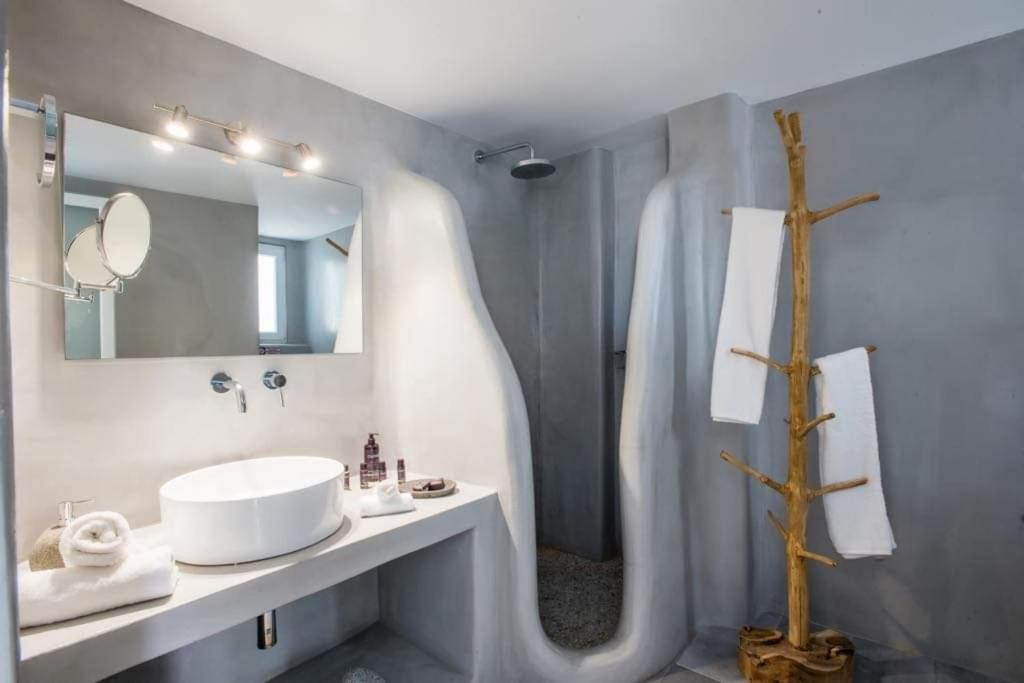 Jonaz Suites Mykonos Town Екстериор снимка